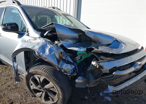 2020 Subaru Outback Limited из США, поврежденный, VIN 4S4BTALC2L3151402